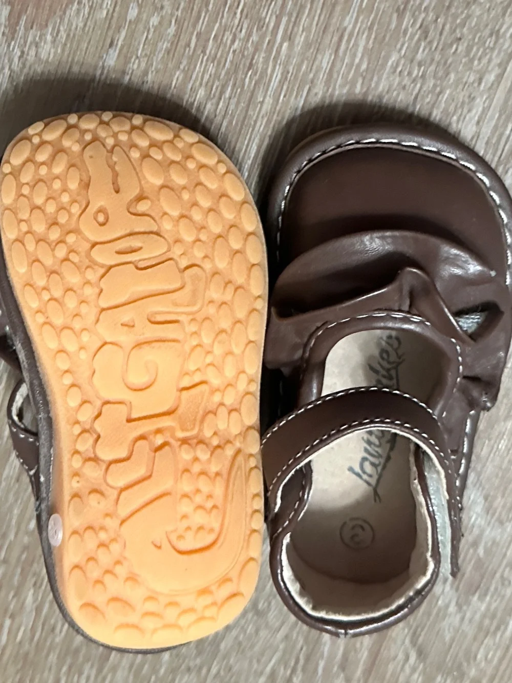 Laniecakes toddler baby  Mary Jane shoes ruffled bow Size 3 Alligator